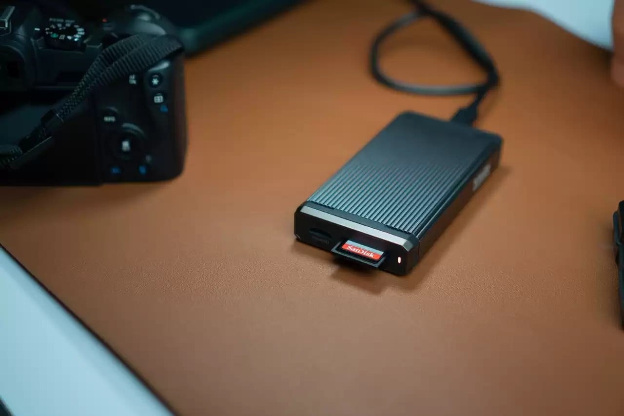 SANDISK SanDisk SDSDXVT-032G-GNCI2 memoria flash 32 GB SDHC Classe 10 - SUPPORTI PER LA MEMORIZZAZIONE | TecnoCARE.net Sabaudia, Latina, Terracina, San Felice Circeo e Pontinia