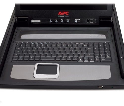 APC APC Console LCD Rack da 17" - COMPONENTI | TecnoCARE.net Sabaudia, Latina, Terracina, San Felice Circeo e Pontinia
