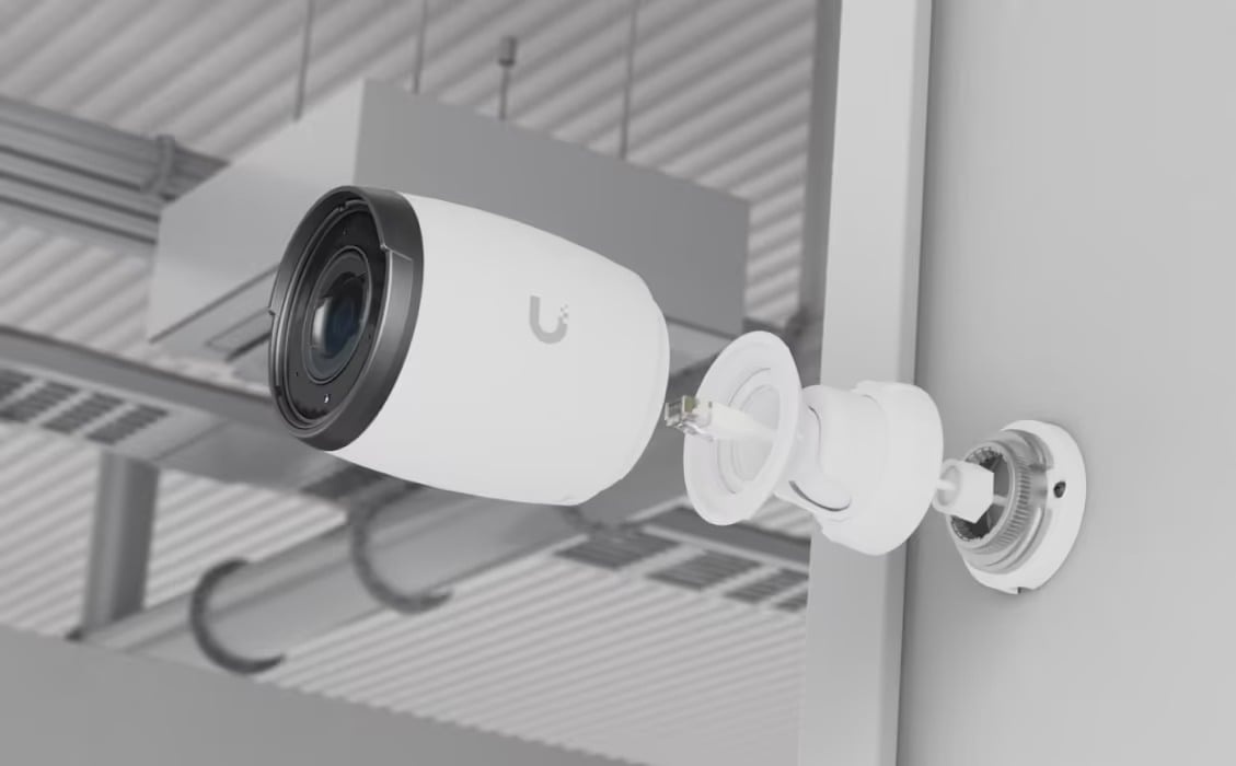 UBIQUITI Ubiquiti UVC-AI-Pro-White Telecamera industriale 4K con zoom ottico e funzionalità AI, colore bianco - SISTEMI DI SORVEGLIANZA | TecnoCARE.net Sabaudia, Latina, Terracina, San Felice Circeo e Pontinia