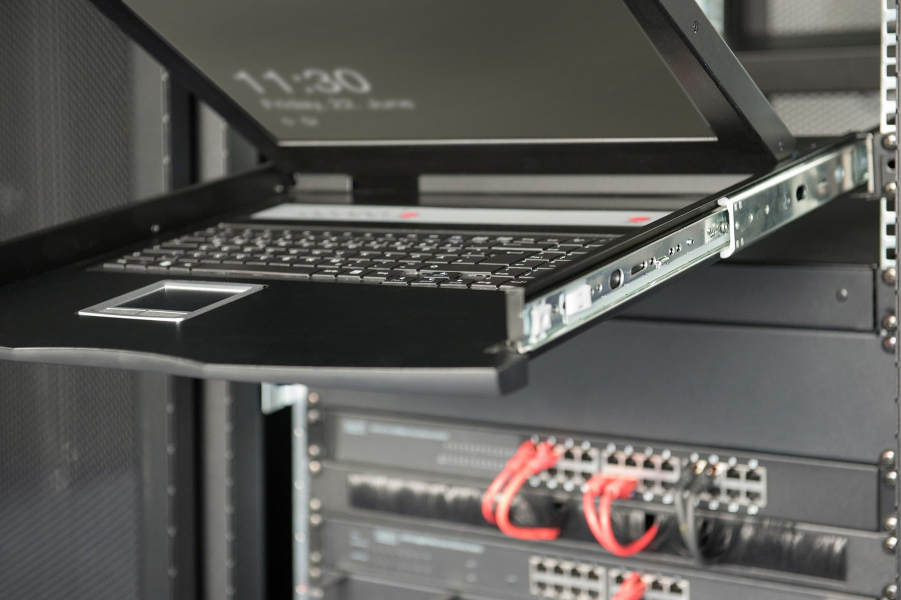 DIGITUS Digitus DS-72210-2US console a rack 43,2 cm (17") 1280 x 1024 Pixel Nero 1U - COMPONENTI | TecnoCARE.net Sabaudia, Latina, Terracina, San Felice Circeo e Pontinia