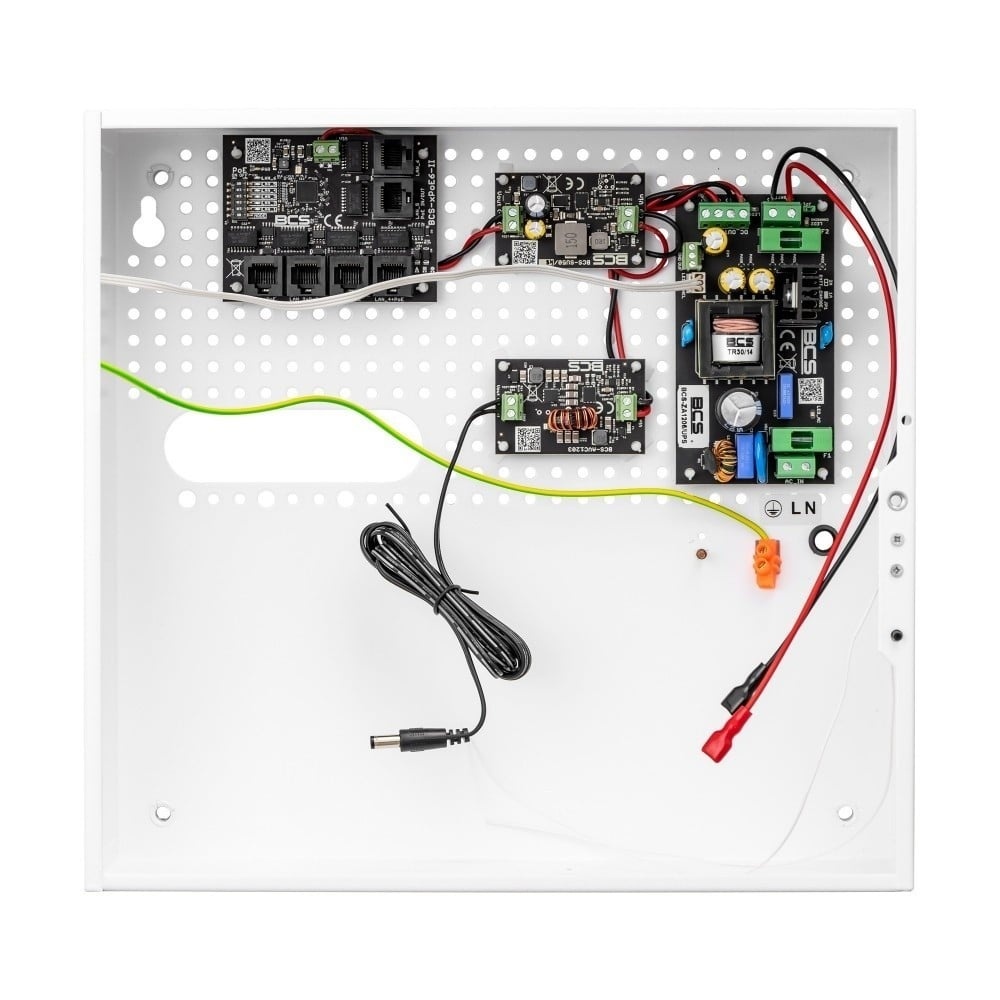 BCS BCS BCS-UPS/IP4/E-S Set di Alimentazione di Emergenza per 5 Ricevitori PoE in Involucro Interno - SICUREZZA | TecnoCARE.net Sabaudia, Latina, Terracina, San Felice Circeo e Pontinia