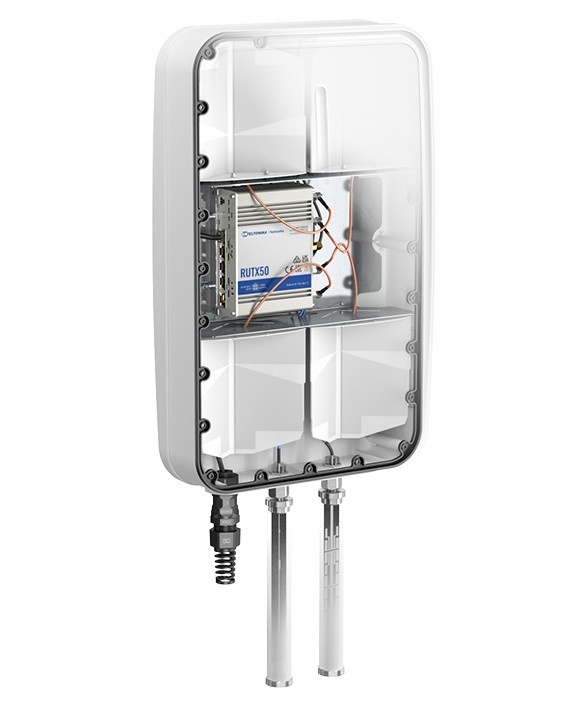 QUWIRELESS QuMax Omni for RUTX50 - 4x, Antenna 5G Band71 + Wi-Fi - RETI | TecnoCARE.net Sabaudia, Latina, Terracina, San Felice Circeo e Pontinia
