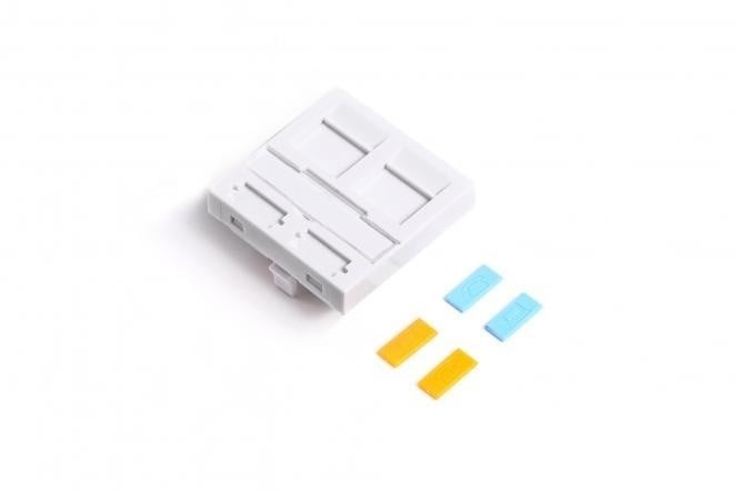 DIGITUS Flat adapter M45 2xKeystone, white, dust covers, - DISPOSITIVI E ACCESSORI DI CABLAGGIO | TecnoCARE.net Sabaudia, Latina, Terracina, San Felice Circeo e Pontinia